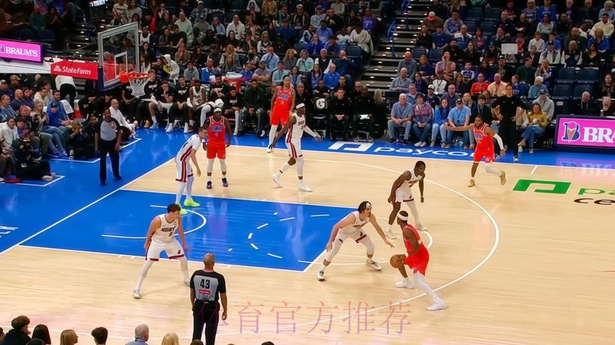 亚历山大29分 雷霆扑灭热火三连胜